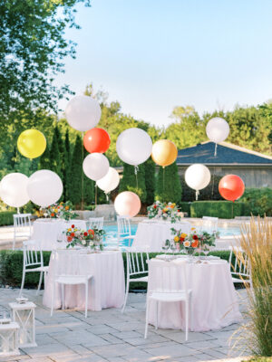 balloons backyard birthday party scaled