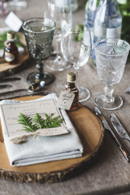 cottagey place setting scaled