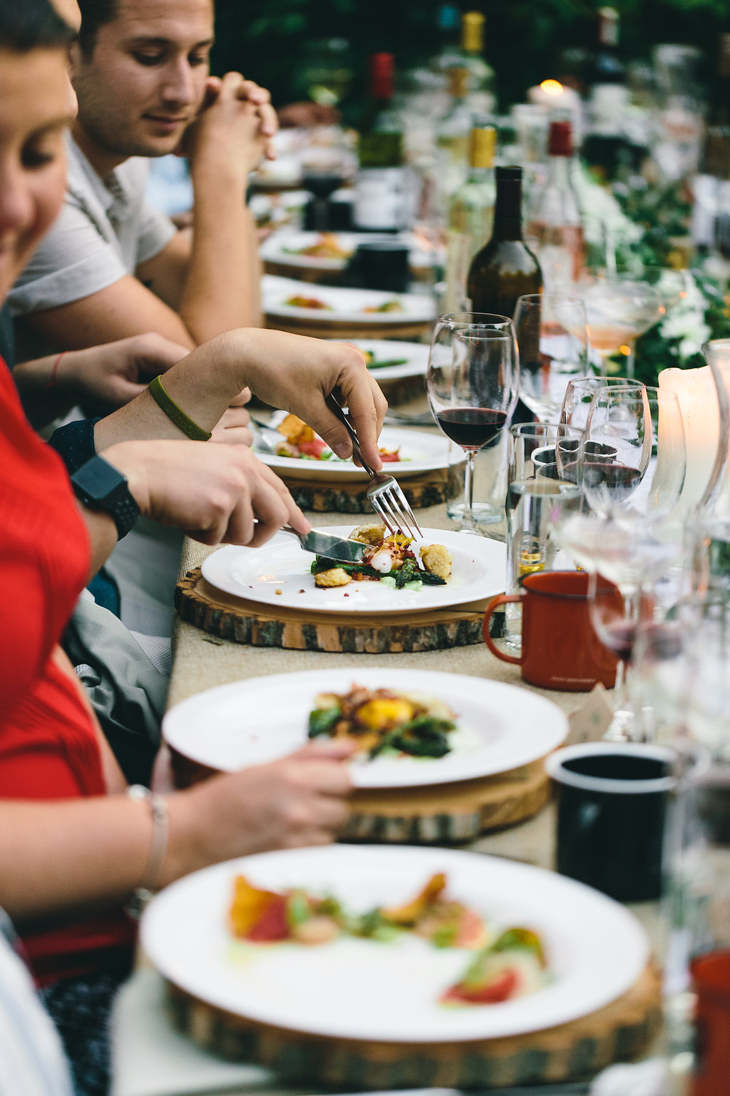 spring dinner party in backyard