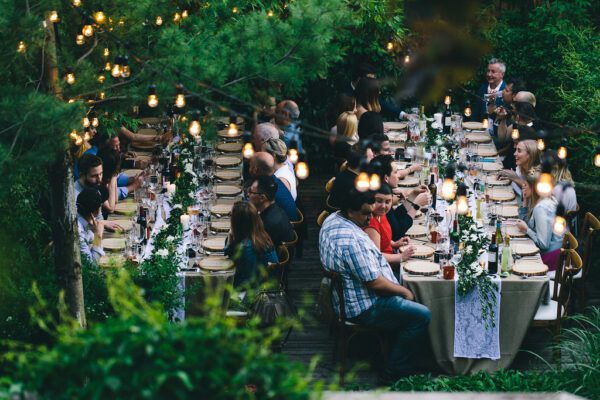 spring dinner party under the stars