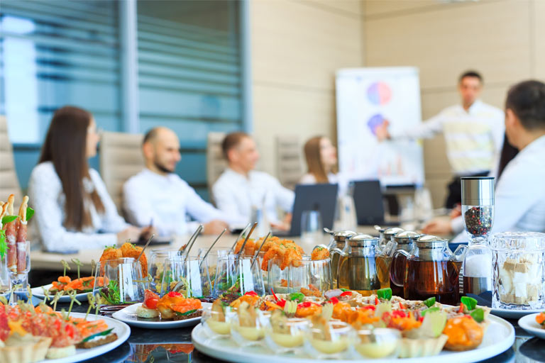 Trends in Corporate Catering: What’s New and Popular?